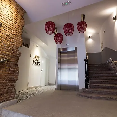 Apartamento Besalamanca